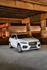 Jaguar F-Pace S 30d AWD 2016 года (ZA)